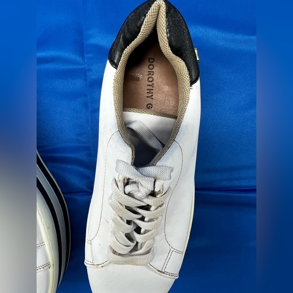 Vintage 90s Dorothy Gaynor Platform black White Sneakers 7.5 (SN) - Picture 8 of 15